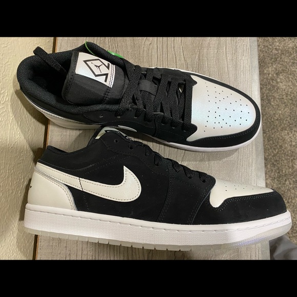 Size 10.5 Jordan 1 SE Diamond Low. BRAND NEW!!!! - Picture 4 of 7